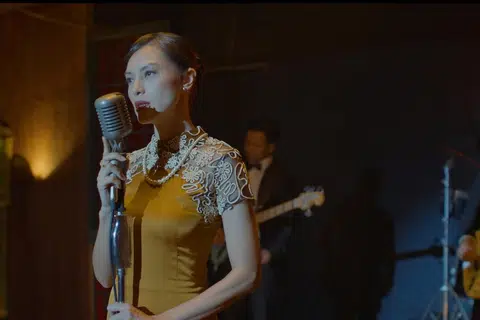 TANAM KEBERANIAN: Carmen Soo sukakan watak Mama-san bernama Lily, yang berani memperjuang hak wanita dan tangkas beraksi dalam drama Netflix/mewatch, ‘Operandi Gerhana’.