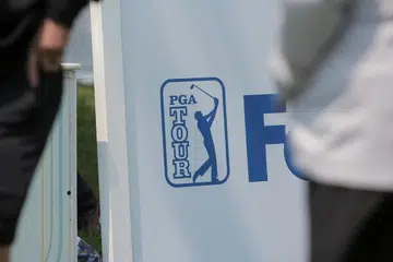 PGA Tour, penstrukturan semula organisasi, peletakan jawatan, golf