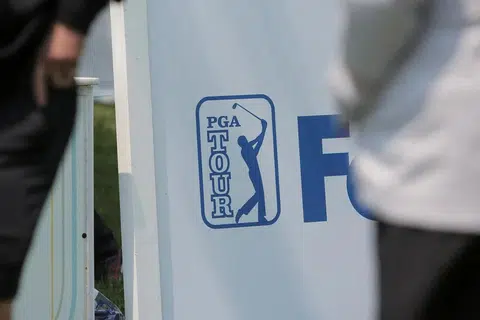PGA Tour, penstrukturan semula organisasi, peletakan jawatan, golf