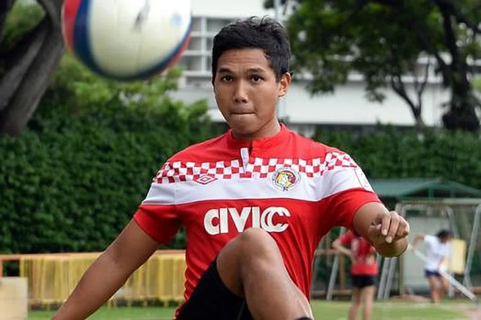 LEBIH MATANG, LEBIH YAKIN: Bekas pemain LionsXII, Syafiq Zainal, berupaya menyumbangkan tenaga bagi membantu perjuangan Balestier Khalsa musim ini. - Foto ZAINAL YAHYA