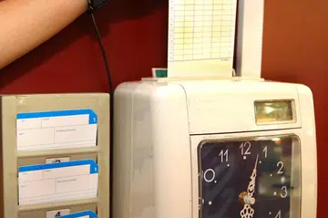 Waktu Pejabat, sajak, Muhamamad Faizal Jamil