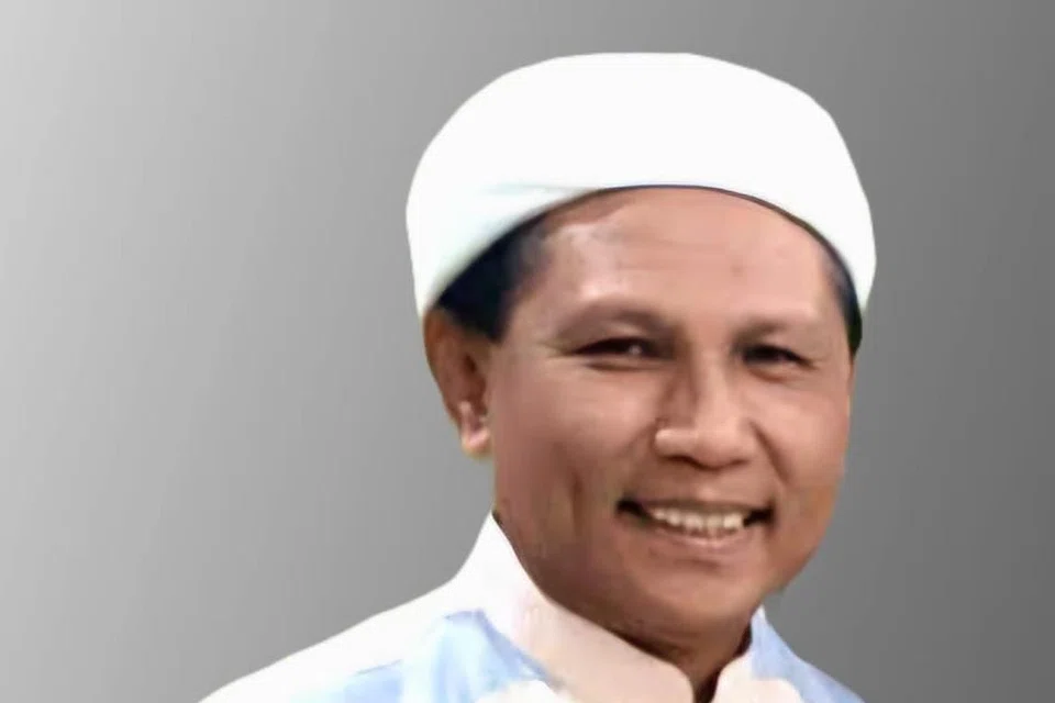 ‘Majlis Khatam Al-Quran Tri-yearly’ itu dipimpin oleh Ketua Imam Masjid Hussain Sulaiman iaitu imam Abdul Rahman Zainol.