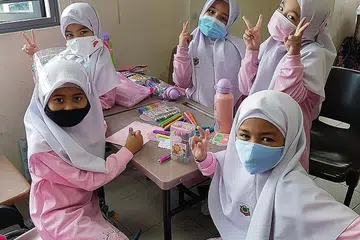 UTAMAKAN KESELAMATAN: Madrasah Al-Ma'arif sangat utamakan keselesaan dan keselamatan seluruh warga kerja dan pelajar-pelajar dalam menuntut ilmu. Oleh itu,madrasah harus pastikan bangunan madrasah sentiasa dalam keadaan yang baik.- Foto MADRASAH AL-MA'ARIF