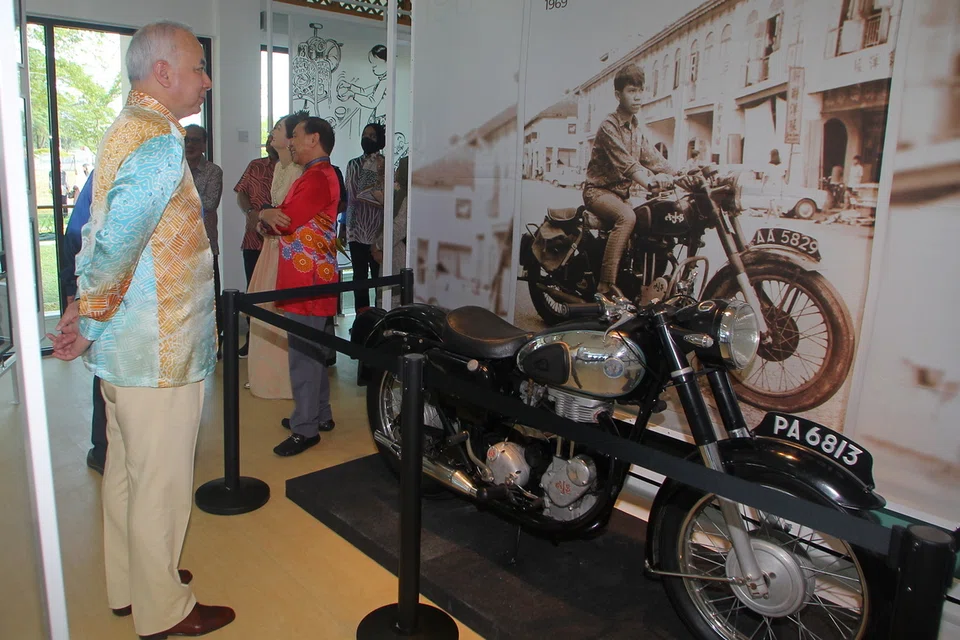 Sultan Perak Sultan Nazrin Shah, Galeri Rumah Lat