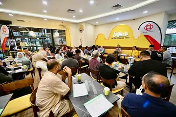 M³+ merupakan daya ilham Pemangku Menteri Bertanggungjawab bagi Ehwal Masyarakat Islam, Profesor Madya Dr Muhammad Faishal Ibrahim (berdepan kamera, dua dari kanan), dan menandakan visi beliau bagi masyarakat Melayu/Islam. 