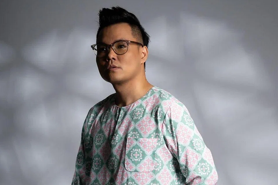 HYRUL ANUAR: Sibuk sebagai penulis skrip Warna Ramadan. - Foto ihsan HYRUL ANUAR 