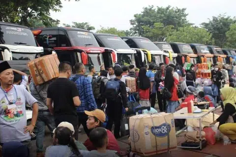 Mudik Aidilfitri 2026, Kepulangan lebaran Indonesia, Dudy Purwagandhi, Kementerian Perhubungan Indonesia, Trafik Jawa Tengah 2026, Mudik percuma 2026, Stesen Pasar Senen, Lebuh raya tol Indonesia
