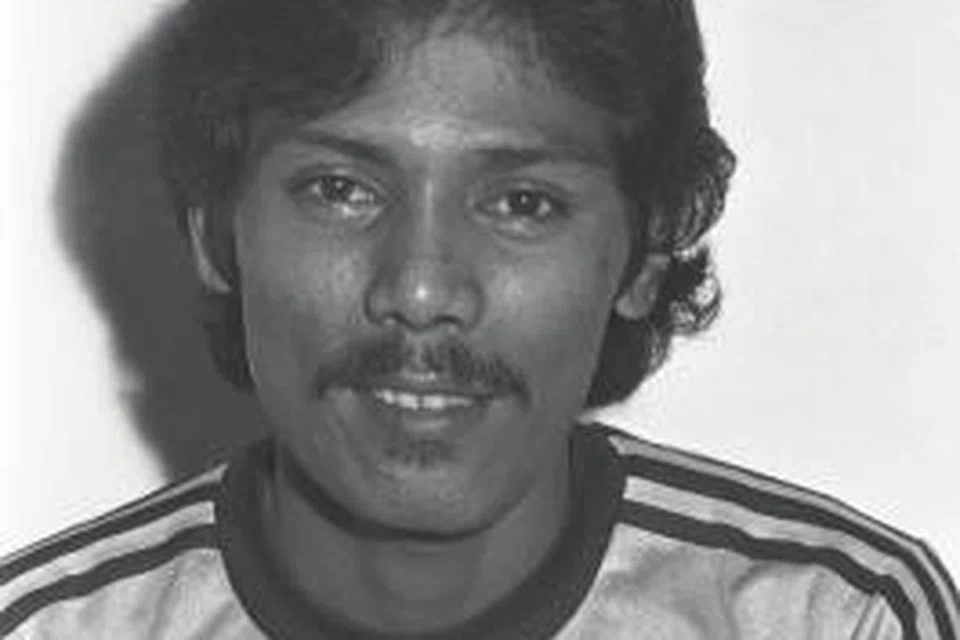 Haslir Ibrahim semasa zaman mudanya menjadi pemain pertahanan yang disegani.