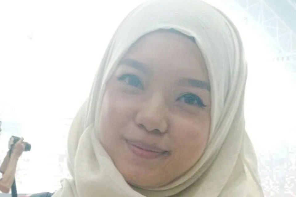 Cik Fiza Ariffin, 28 tahun, suri rumah