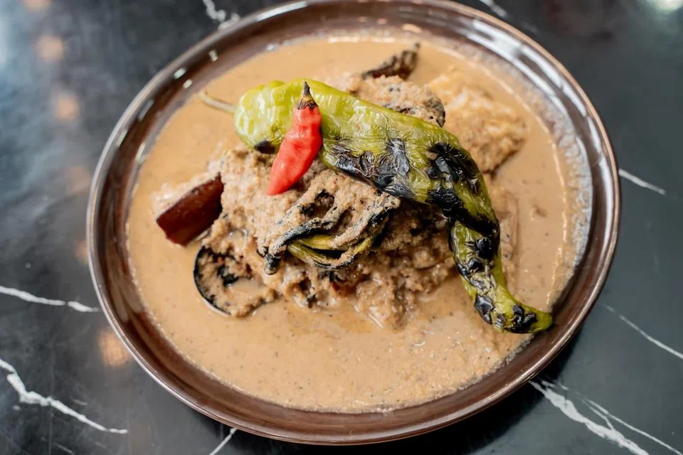 pecel nyiur, masakan orang Jawa