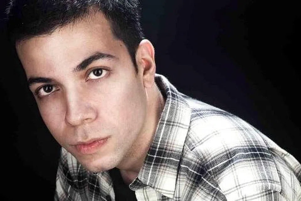 SUKA KEUNIKAN: Single pertama Zephyr Percy Khambatta bercirikan rap dengan irama Bollywood dan Afrika, sesuatu yang agak berlainan daripada genre biasa. - Foto: ihsan ZEPHYR KHAMBATTA