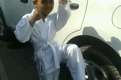 khalid, dibuli