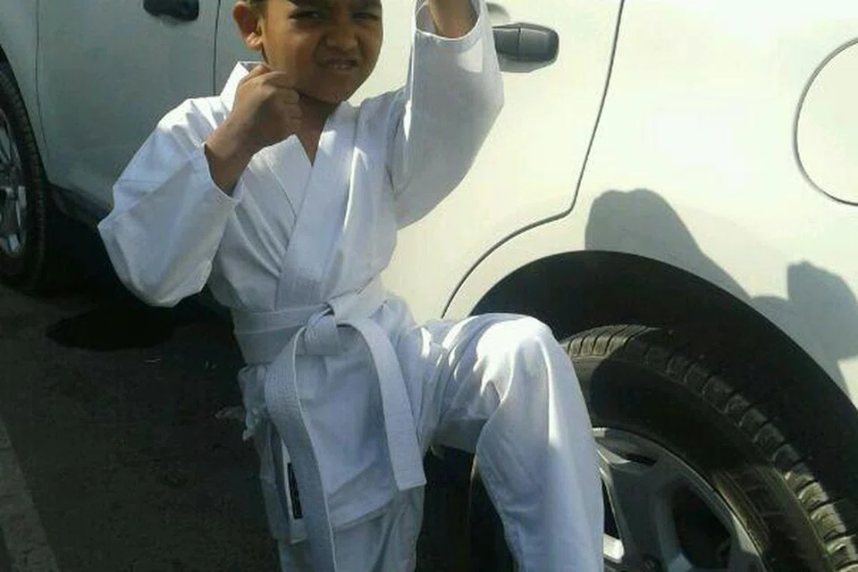 khalid, dibuli