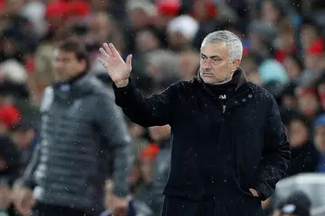 'THE SPECIAL ONE': Mourinho dilantik sebagai pengurus baru Spurs mengambil alih Pochettino yang dipecat semalam. - Foto REUTERS