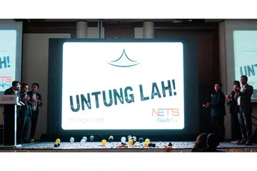 KAD 'UNTUNGLAH': Pelancaran kad yang menjadi wadah tambahan bagi anggota Dewan Perniagaan dan Perusahaan Melayu Singapura (DPPMS) meluaskan jenama dan perniagaan mereka, seiring dengan perubahan ekonomi. - Foto DPPMS