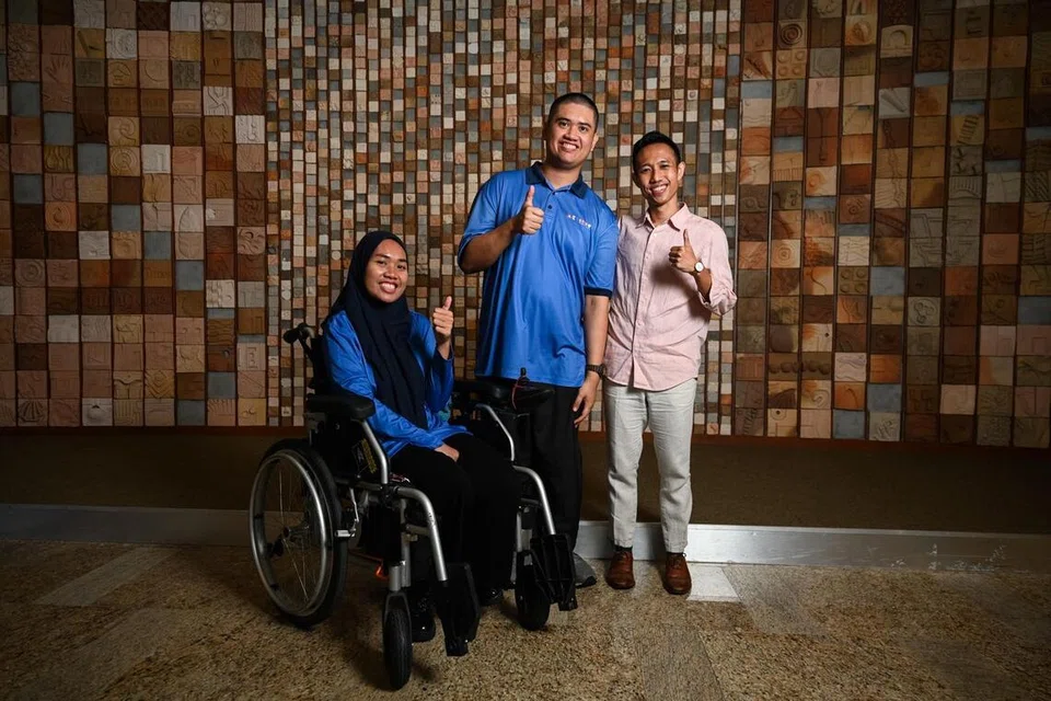 Nurazah Mazlan, Sharie Mirza Mohamed Zahid, Muhammad Hakim Hamzah 