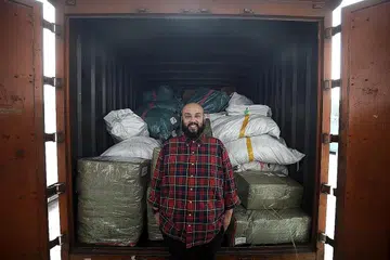 AMBIL ALIH LUWJISTIK: CEO Luwjistik, Encik Syed Ali Ridha Madihid berkata pengambilalihan ini memberi peluang kepada kedua-dua syarikat menawarkan perkhidmatan mereka kepada perniagaan pelbagai saiz di negara serantau. - Foto ZAOBAO