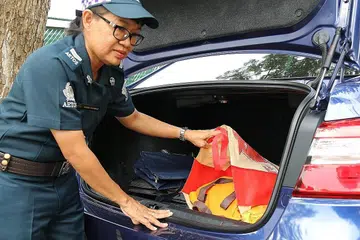 TIDAK MUDAH TERKESAN DENGAN PERLAKUAN: Koperal Hawa berpegang pada amanah bahawa tanggungjawab melaksanakan tugas tidak boleh diketepikan, apatah lagi yang berkaitan dengan keselamatan dan undang-undang.