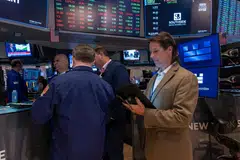 kejatuhan dolar AS, pasaran saham