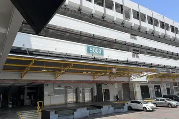 Rekod perniagaan menunjukkan syarikat, Splendent Technologies, berdaftar di sebuah unit di King George’s Building di Kallang.
