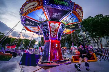 Wonder World – The Machine Of Nostalgia, salah satu tarikan Pesta Malam Singapura 2024.