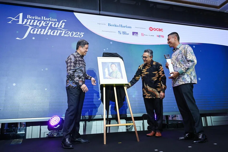 Chan Chun Sing, anugerah jauhari, nazry mokhtar, Fairoz Hassan