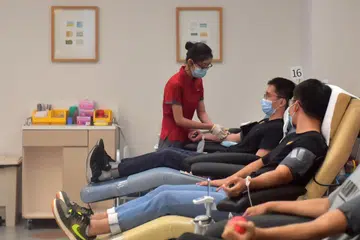 Palang Merah Singapura berharap dapat tingkatkan  kumpulan penderma belia kepada 25 peratus daripada 15 peratus sekarang. Sepanjang dekad yang lalu, peratusan penderma belia telah merosot sebanyak separuh, daripada 31 peratus pada 2013.