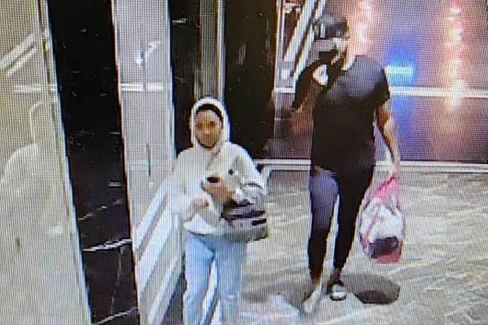 Kelibat mirip Aliff Aziz dan Ruhainies dirakam dalam CCTV kondominium mewah yang dipercayai milik Ruhainies pada 25 Februari lalu.