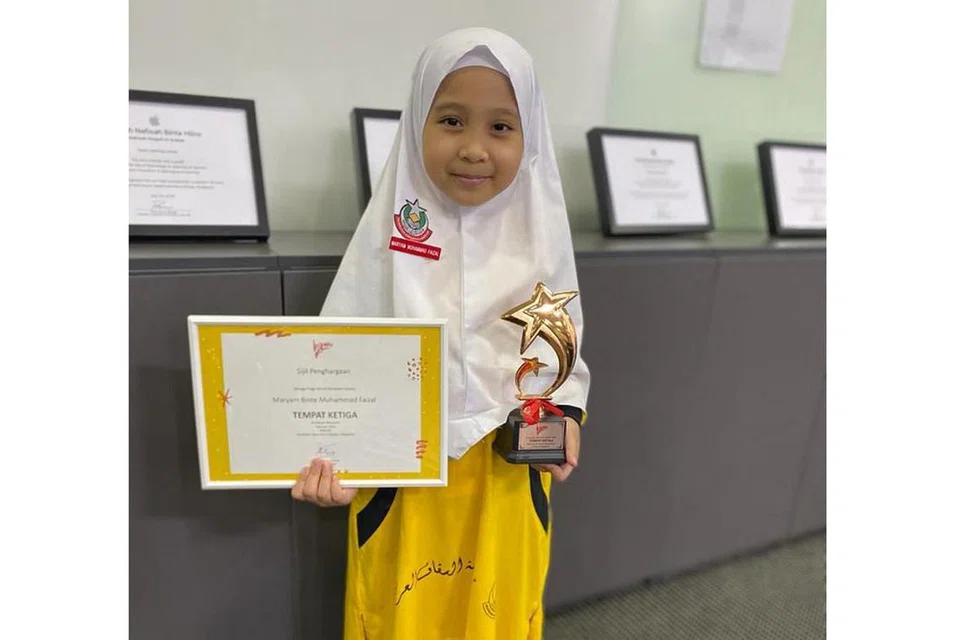 PENGAJARAN HIDUP: Mariam berharap ramai yang menonton video Si Bongkok akan dapat menjadikannya satu pengajaran yang amat berharga. - Foto MADRASAH ALSAGOFF Al-ARABIAH