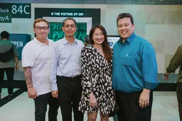 Profesor Madya Dr Muhammad Faishal Ibrahim (dua dari kiri) bersama para tetamu di majlis bagi memperingati mangsa dadah yang diadakan pada 17 Mei 2024 di Ngee Ann City, Civic Plaza