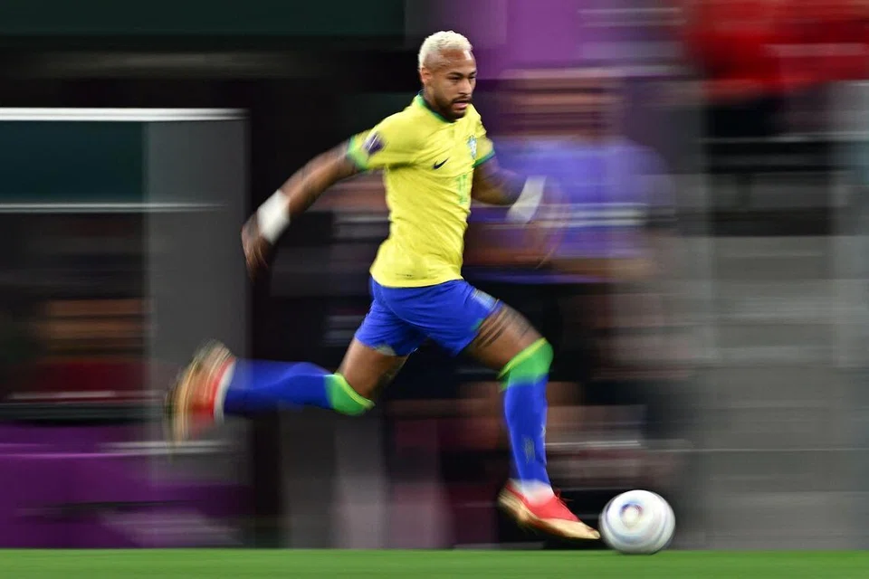 Neymar, berusia 34 tahun, merupakan penjaring terbanyak sepanjang zaman Brazil dengan 79 gol dalam 128 penampilan. Namun, beliau belum beraksi untuk Brazil sejak Oktober 2023, disebabkan oleh beberapa siri kecederaan yang menyebabkannya terlepas sebahagian besar kempen kelayakan, sedang juara lima kali itu mengejar gelaran keenam.