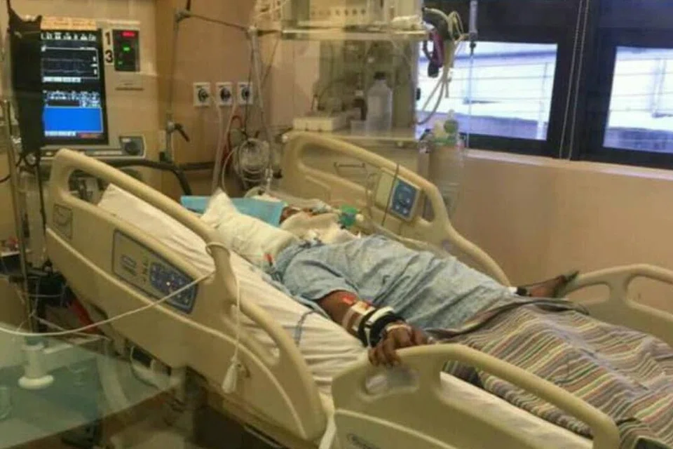Encik Azmi Muda mendapatkan rawatan di Hospital Universiti Nasional (NUH) setelah mengalami kecederaan parah pada bahagian tengkorak dan mukanya pada 16 April 2018.