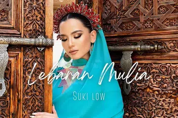 Suki Low berjaya mendendangkan lagu, ‘Lebaran Mulia’, dengan gabungan irama Melayu dan qasidah yang mempesona.
