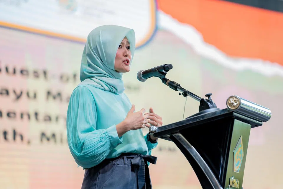 Setiausaha Parlimen Kanan (Kesihatan merangkap Undang-undang), Cik Rahayu Mahzam menekankan kencing manis sebagai masalah kesihatan yang serius dan membimbangkan, dan kepentingan mengesannya pada peringkat awal sebagai pencegahan awal semasa acara From Health to Hearts (Daripada Kesihatan ke Hati) edisi kedua anjuran Pertapis.