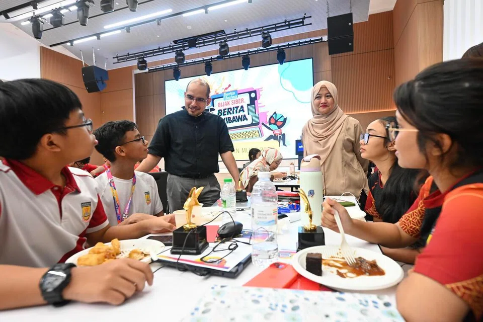 Gen G, Berita Harian, Kem Wartawan Muda, Syed Harun Alhabsyi