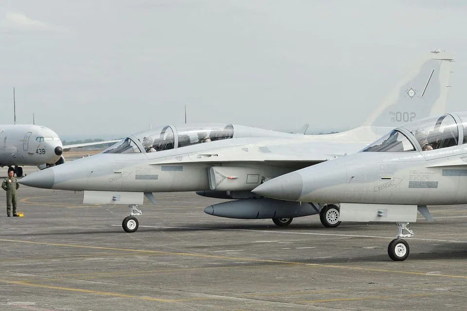 Sebuah pesawat pejuang ringan pelbagai peranan FA-50 milik Tentera Udara Filipina dilaporkan hilang pada 4 Mac 2025 dan dikhuatiri terhempas dilihat di Pangkalan Udara Clark di Angeles City, wilayah Pampanga pada 18 November 2015. Pasukan penyelamat Filipina menemui bangkai pesawat FA-50 yang hilang serta mayat dua anak kapalnya pada 5 Mac 2025 di kawasan pergunungan di selatan negara itu.