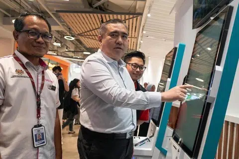 lalaport, bukit bintang, hab, bas ekspres, s’pura, kl