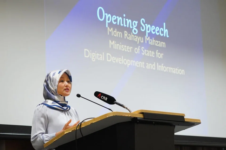 kecerdasan buatan, rahayu mahzam, perniagaan singapura 