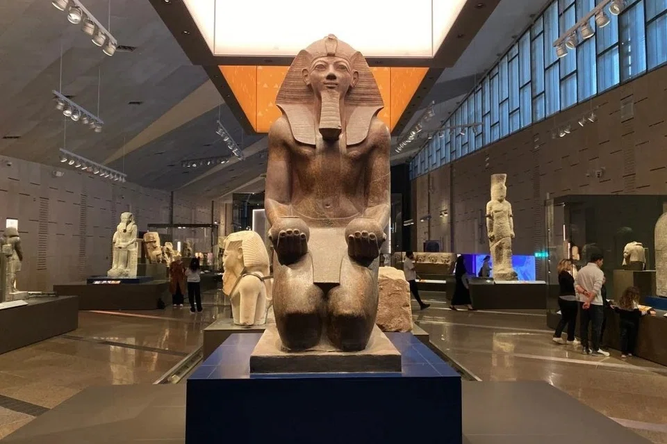 Patung megah Permaisuri Hatshepsut dipamerkan di Muzium Agung Mesir (GEM) di Giza, antara koleksi utama yang menggambarkan peranan wanita dalam pemerintahan Firaun Mesir Purba.