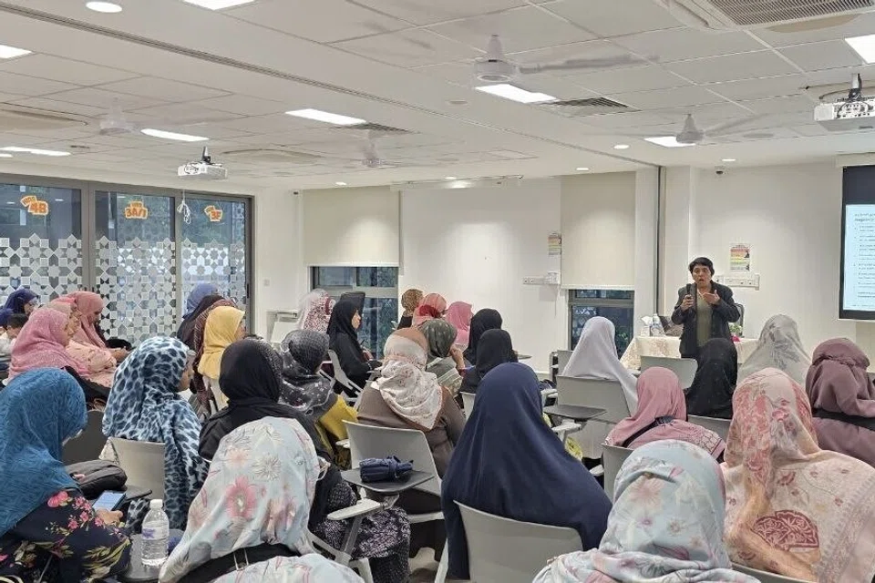kesihatan wanita, Sinda, pemerkasaan wanita