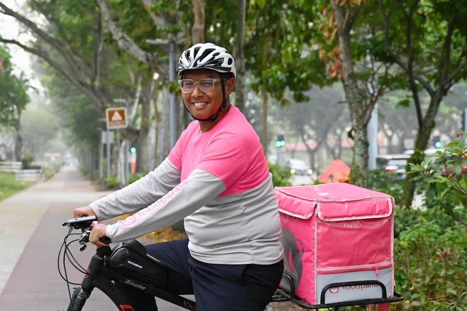 Haze, foodpanda, grab