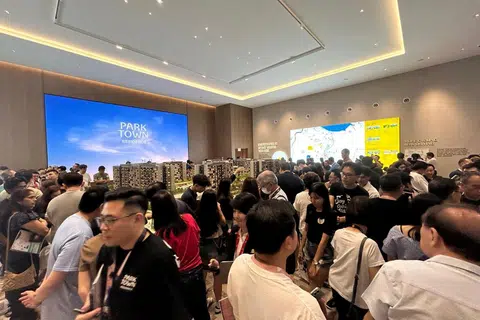 Parktown Residence di Tampines menjual 87 peratus unitnya pada harga median $2,363 sekaki persegi. 