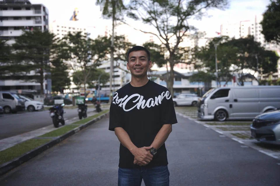 Ketua pekerja perkhidmatan sosial, program Brotherhood, Encik Ben Ang.