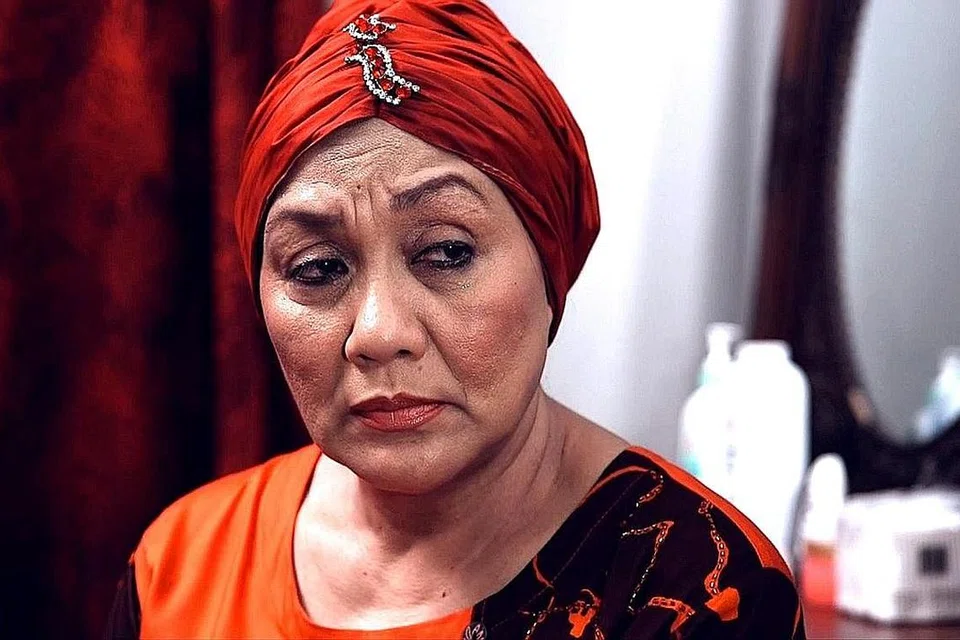 PELAKON HAMIDAH WAHAB: Ini merupakan kali pertama pelakon veteran menerima pencalonan anugerah di Singapura dalam kategori Pelakon Wanita Terbaik dalam watak pembantu bagi drama bersiri 'Menantu International' buat Pesta Perdana ke-14.- Foto MEDIACORP SURIA