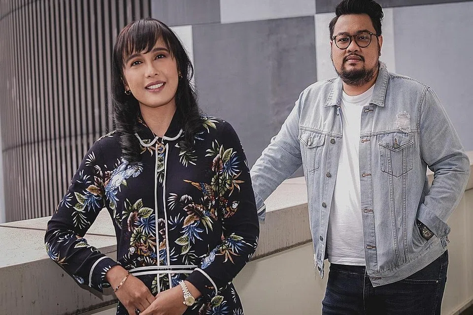 JELAJAH JIWA GOLONGAN ISTIMEWA: Selain pelajari erti kesabaran dan tidak menilai kekurangan orang ketika mengusahakan filem 'Not Your Ordinary Love Story', penerbit dari syarikat Poetry In Motion, Cik Nusaibah Abdul Rahim dan Encik Safiyuddin Razif, ingin paparkan naluri golongan Sindrom Down yang ingin hidup dicintai dan berdikari seperti insan lain juga. - Foto BH oleh NUR DIYANA TAHA 