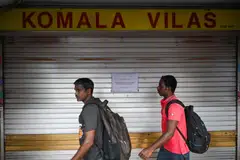 Komala Vilas, restoran, tutup