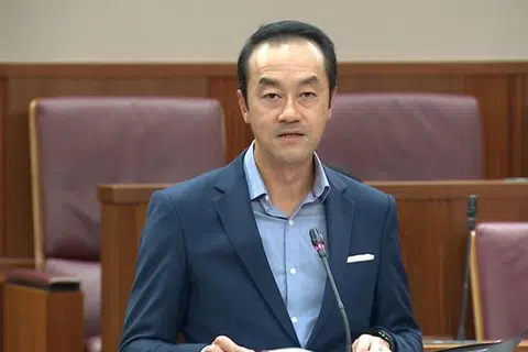 Menteri Negara Kanan (Tenaga Manusia), Dr Koh Poh Koon.