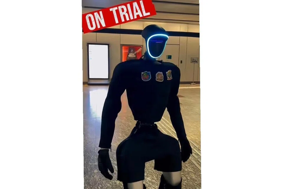 Robot, ‘Olly’, stesen MRT