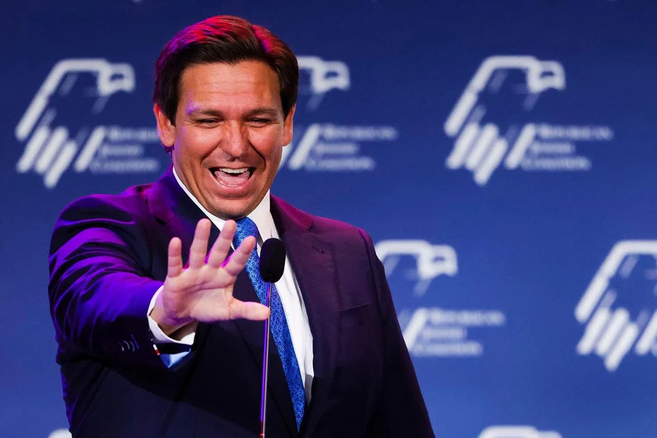 CALON REPUBLIKAN: Gabenor Florida, Encik Ron DeSantis, akan bersaing dengan Encik Donald Trump untuk menjadi calon Parti Republikan, bertanding dalam pilihan raya presiden pada Mei 2024. - Foto: AFP