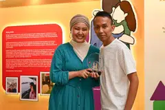  Ateeqah Mazlan, Rostam Effendie Yacob 